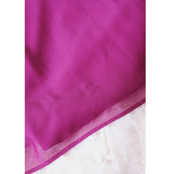 David’s Bridal - Illusion Short Dress in Sangria - Picture 5 of 6